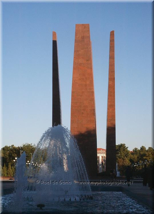 Ashgabat: Soviet War Memorial